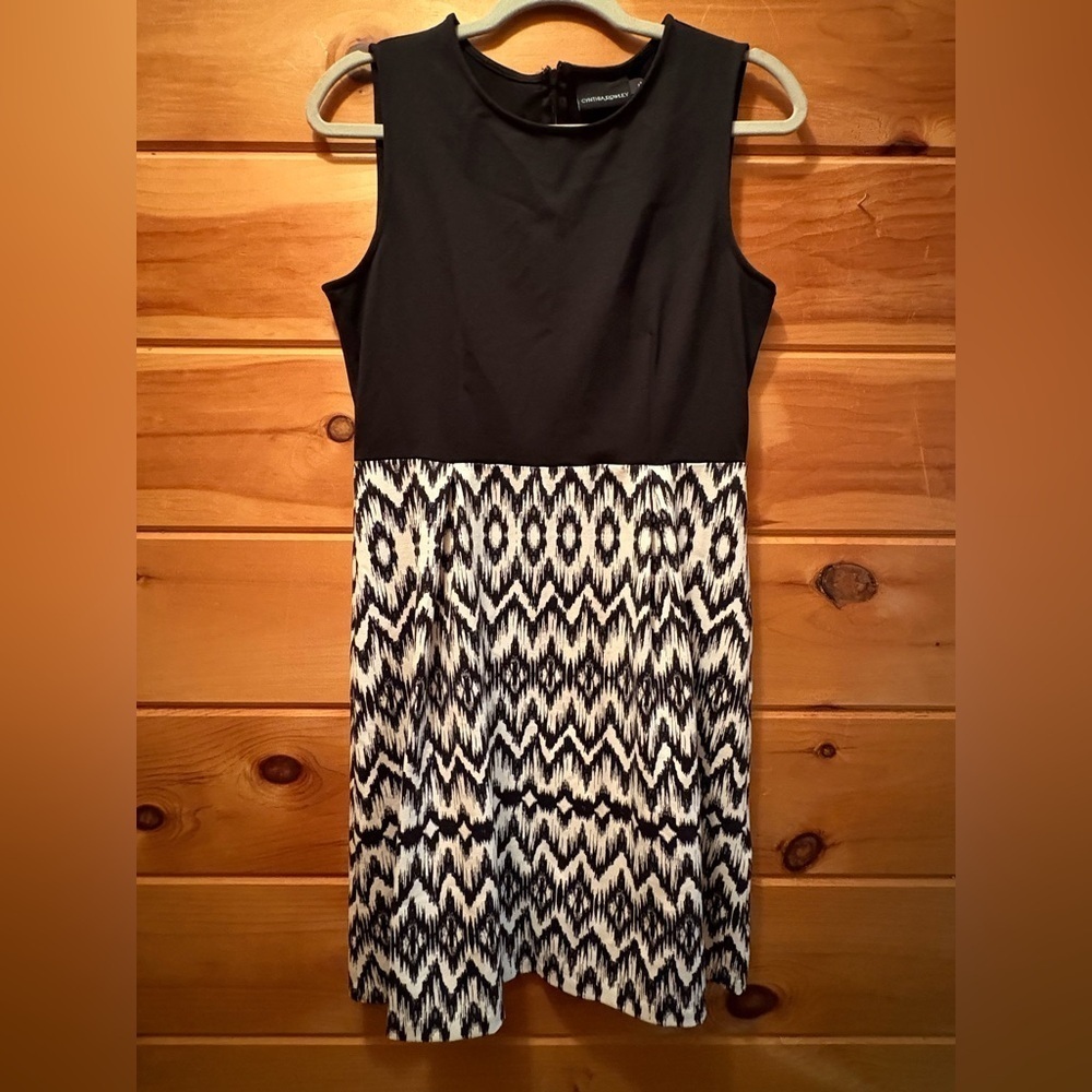 NWT Cynthia Rowley Cocktail Dress Fit and Flare Sleeveless Black & White Medium